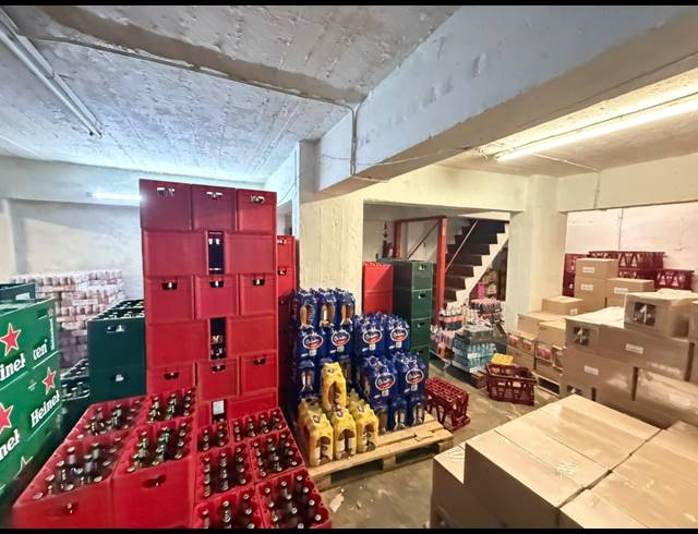 219M² BUSINESS FOR SALE IN HILLBROW